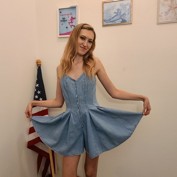 Venus Attitudes Vintage Jean Romper - Picture 2 of 9